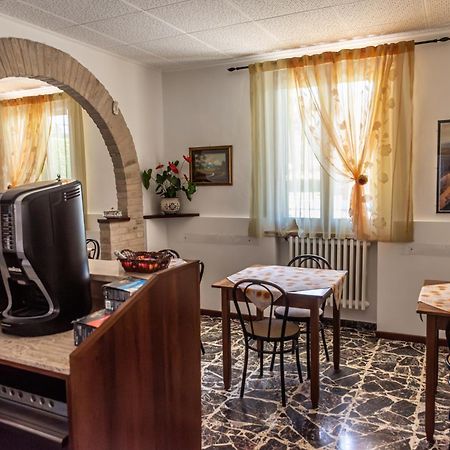 Agriturismo Il Girasole Assisi Exterior foto
