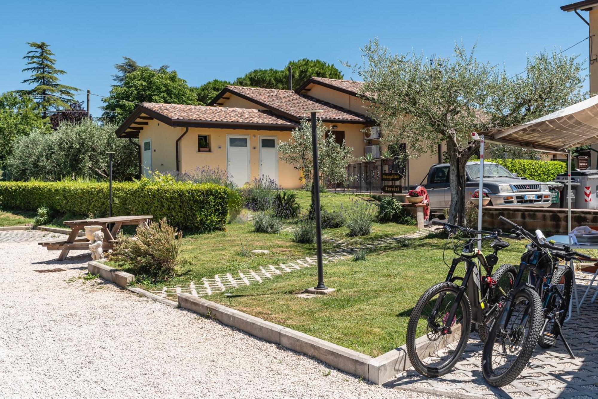 Agriturismo Il Girasole Assisi Exterior foto