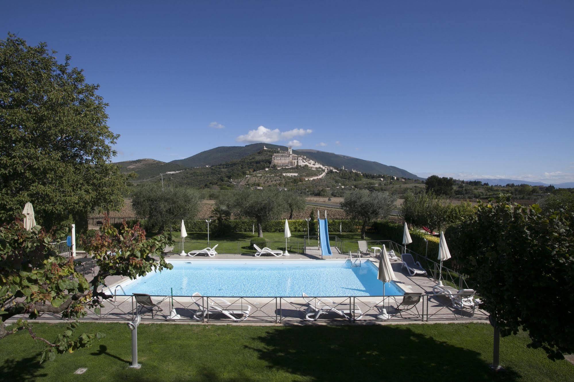 Agriturismo Il Girasole Assisi Exterior foto