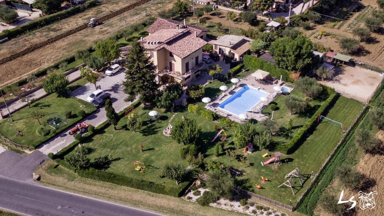 Agriturismo Il Girasole Assisi Exterior foto