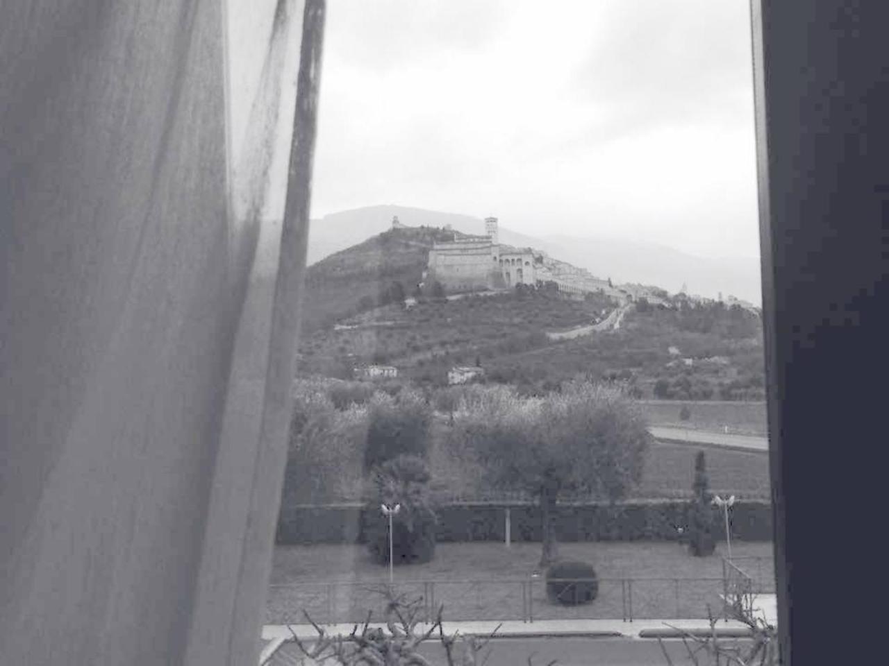 Agriturismo Il Girasole Assisi Exterior foto